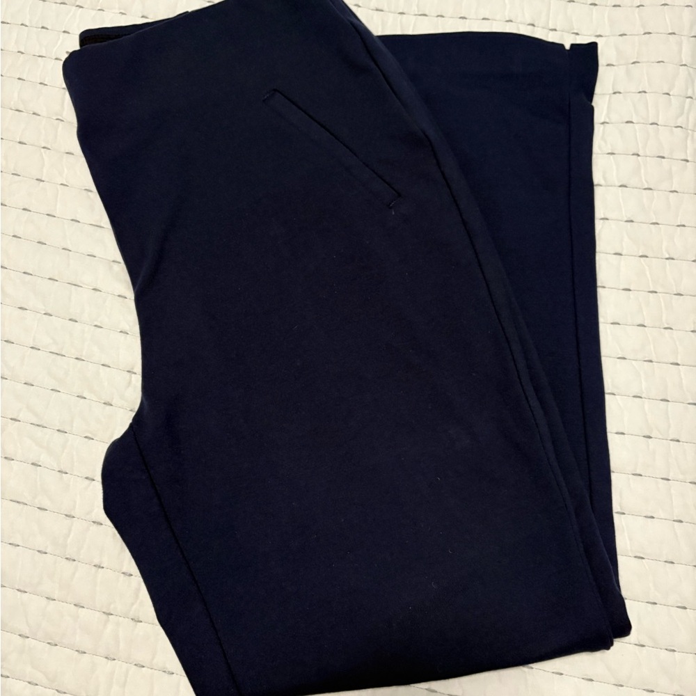 Chicos elastic waist ankle length travel pants